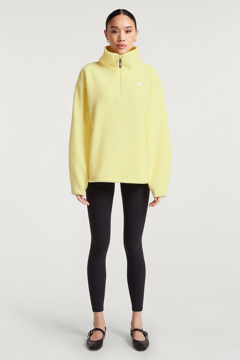 //model: Model is 5ft 8