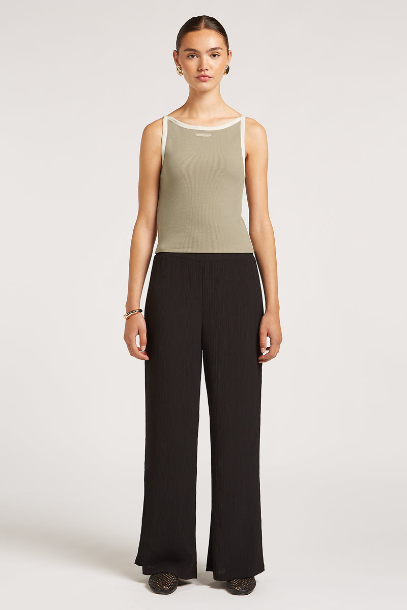 // model: Model is 5ft 11 and wears a size S