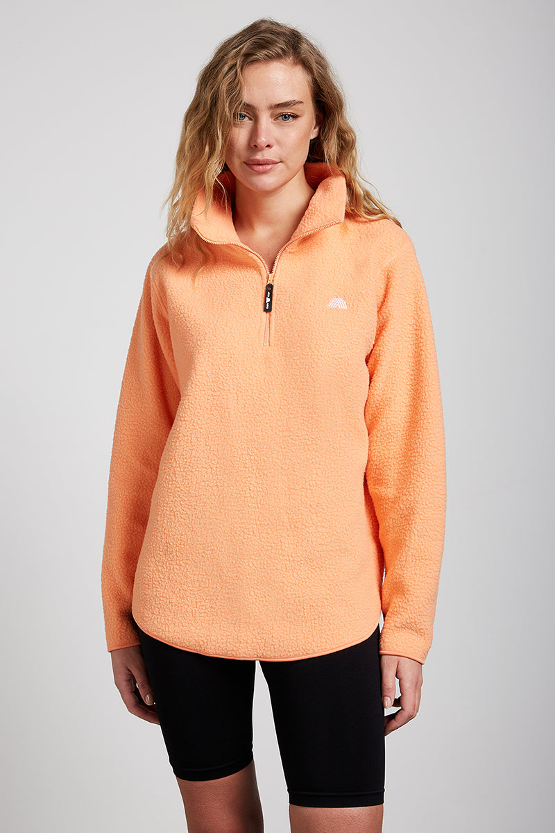 // model: Model is 5ft 11 and wears a size S