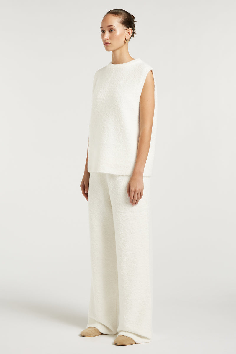 COCO Boucle Knit Vest Cream