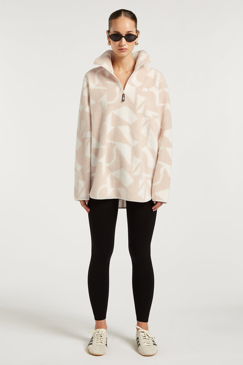 // model: Model is 5ft 6 and wears a size S