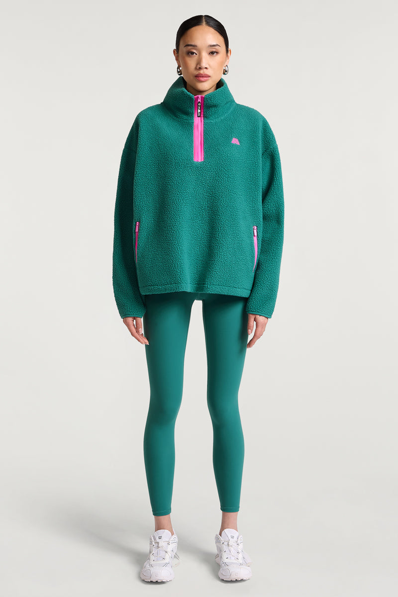 //model: Model is 5ft 8