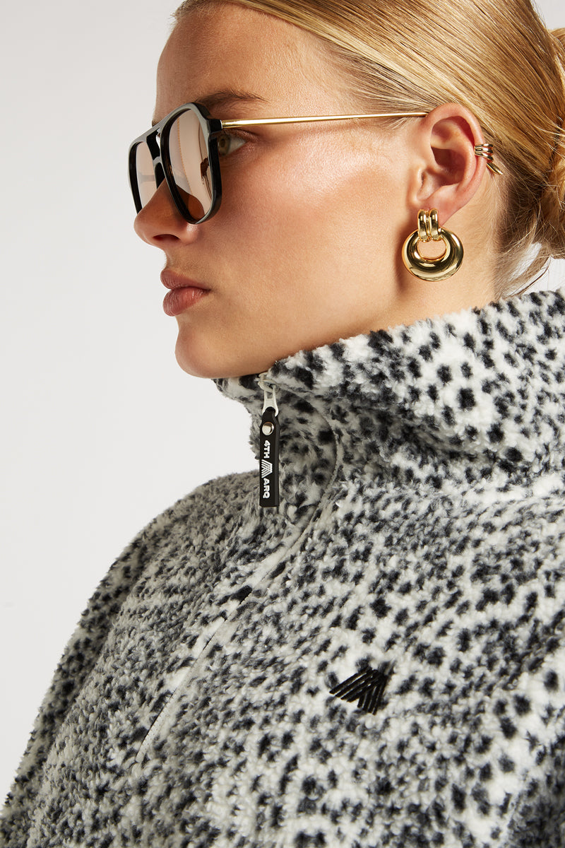 PHOENIX Half-Zip Monochrome Spot – 4TH ARQ