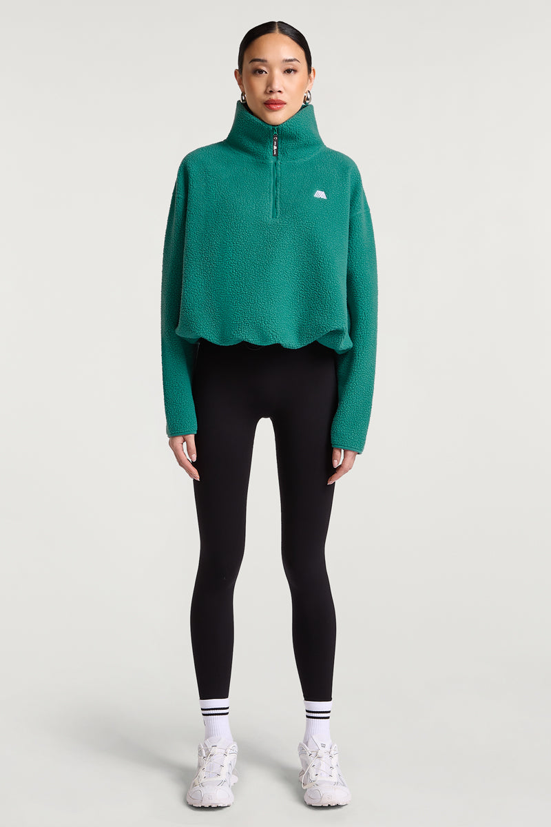 //model: Model is 5ft 8" and wears a size S