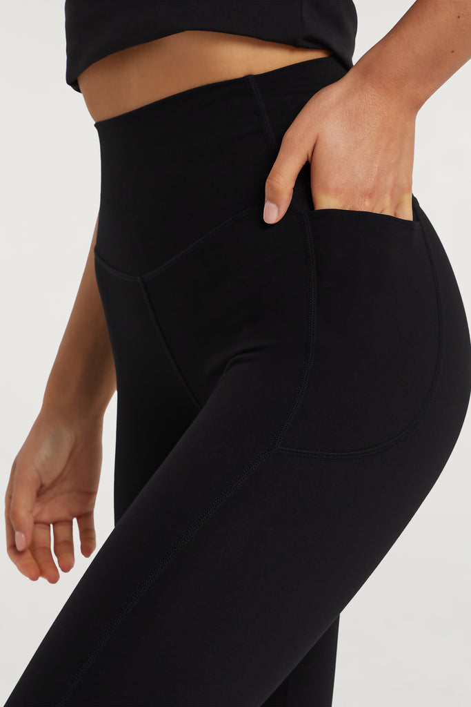 Your favourite leggings, now with pockets.