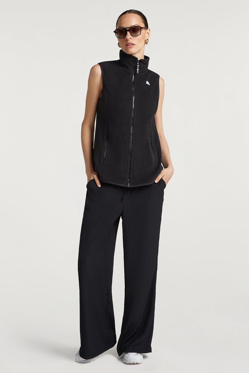 RUE Cloud Fleece Gilet Black