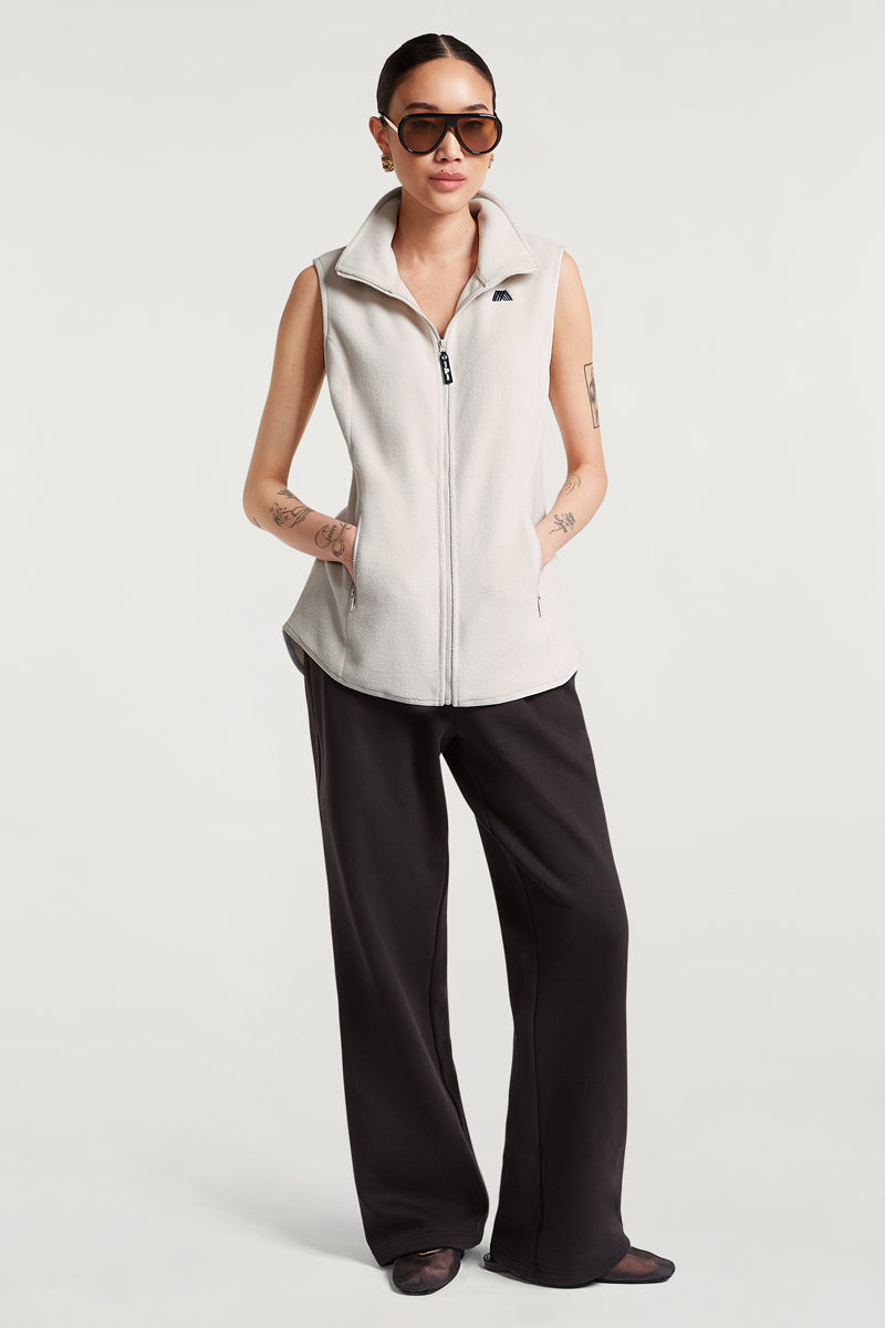 RUE Cloud Fleece Gilet Pebble