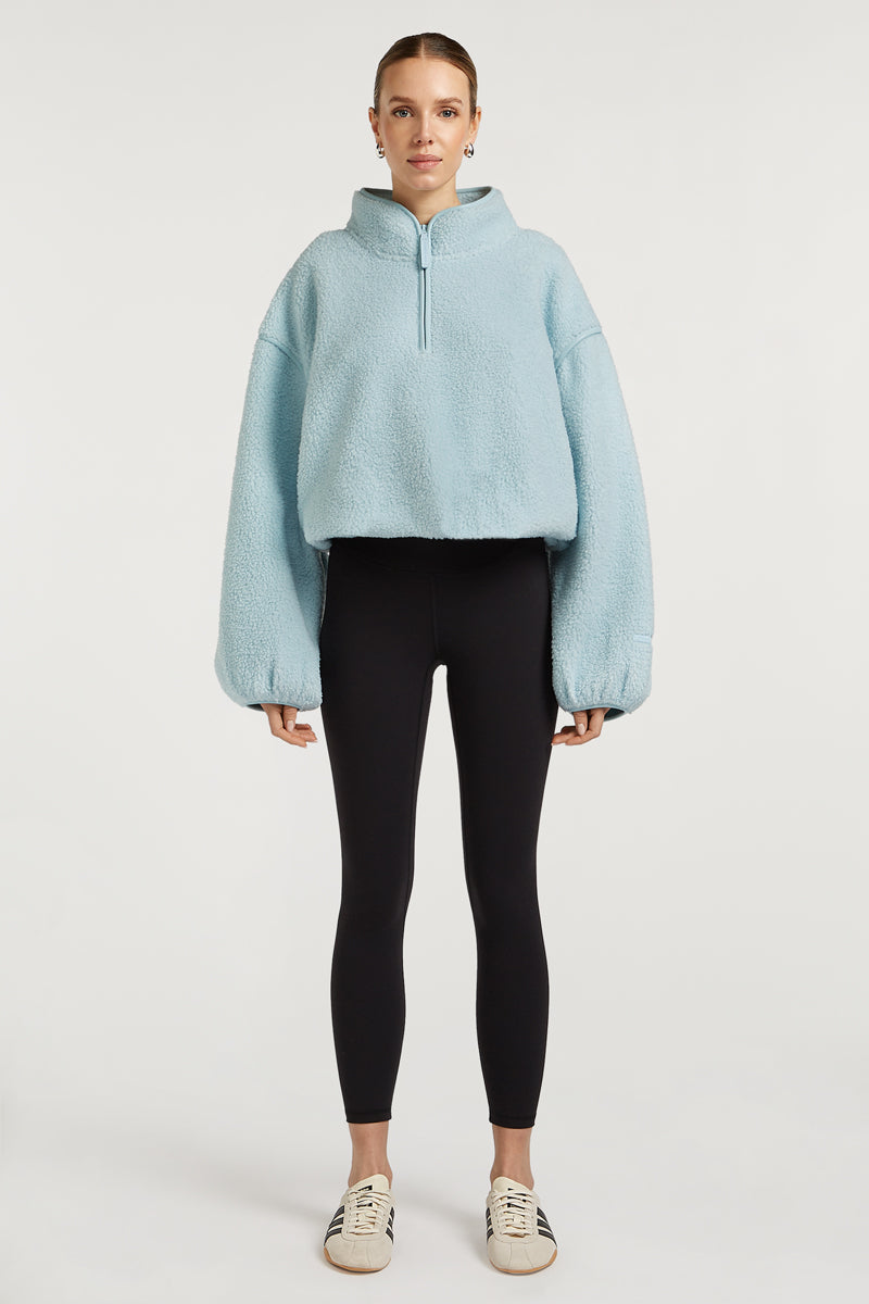 // model: Model is 5ft 7 and wears a size S